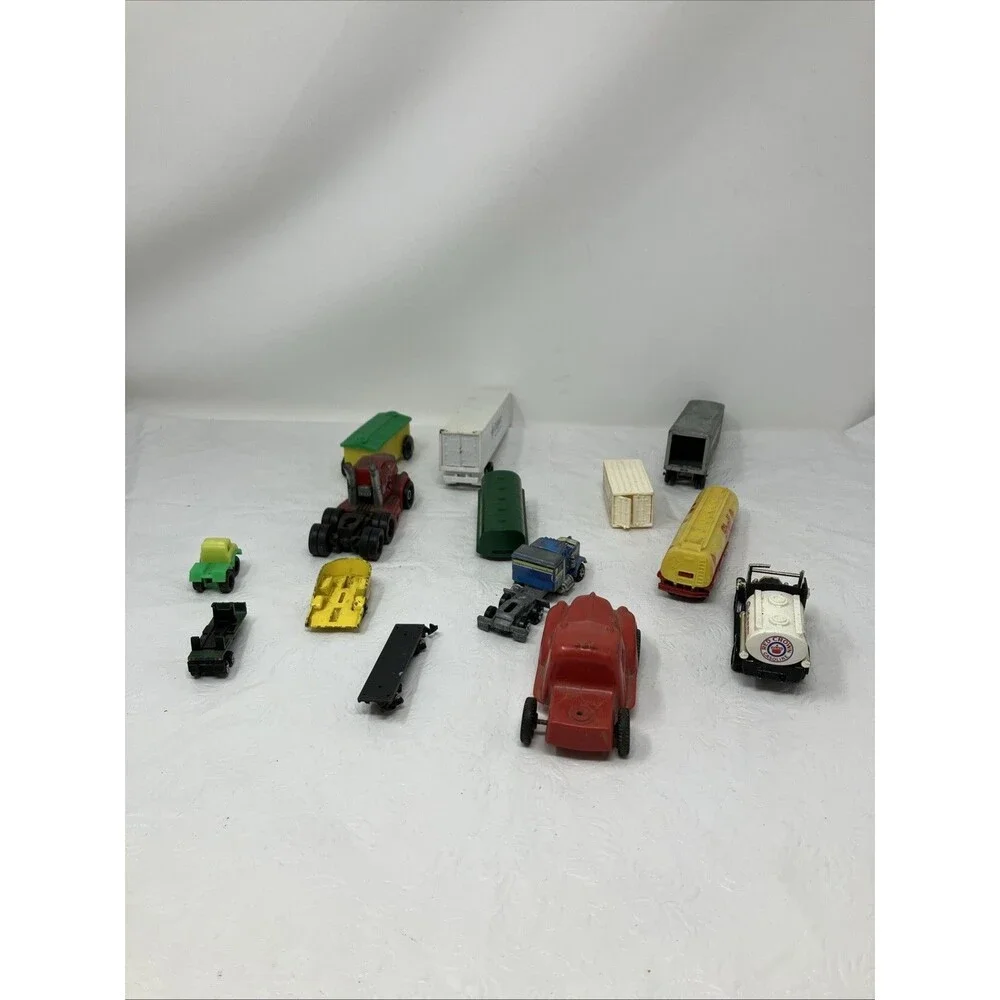 VTG DieCast Metal Plastic Vehicles Trucks Trailers Semi Gasoline Transport Lot